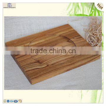 Useful Unfinished Carved Wooden Breakfast Pizza Tray photo-3