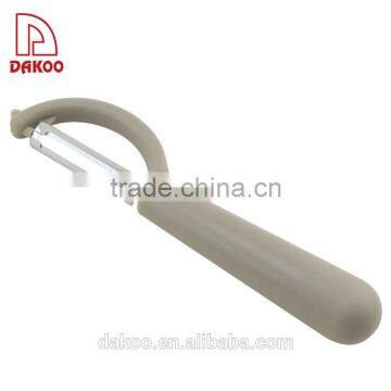 New Coloured Strong and Durable Plastic Fruit Peeler