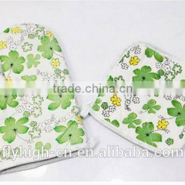 Fashion Embroidered Cotton Oven Glove/oven Mitt photo-3