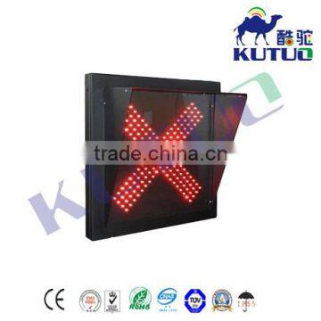 300mm red cross traffic light for driveway
