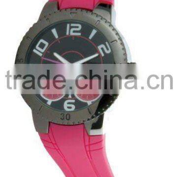 2012 Fashionable Hot Selling Wrist Alloy Watch with PU Band