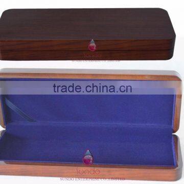 luxury lacquered wooden pen box for fountain pen