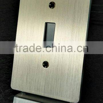 1-Gang Duplex Device Receptacle Wallplate, Standard Size, Device Mount