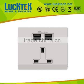 Wall mounted UK electric wall socket with USB charging port