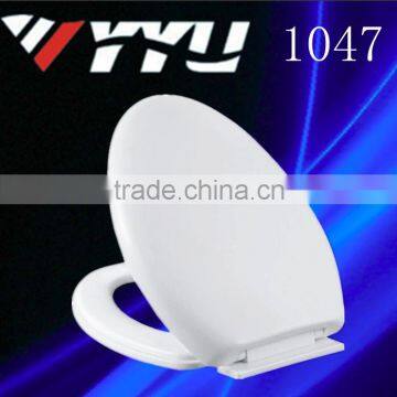 1047 Toilet Seat Lid; 19'' Slim Polyresin Sandwich Panel Toilet Seat photo-5