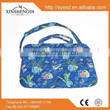 Hot sale beautiful big duffle textile printing cotton quilted solar laptop bag