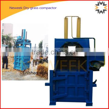 Neweel semi automatic vertical hydraulic baler dry grass compactor