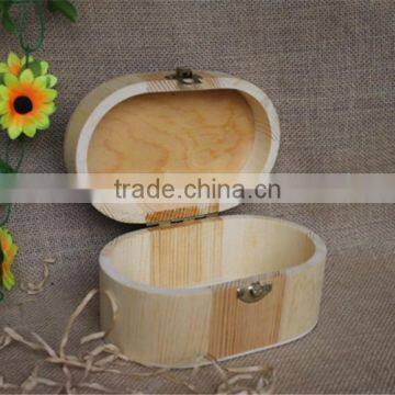 FSC High Quality Natural Oval Hinged Pine Wooden Jewelry Gift Box photo-3