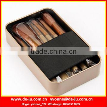 Tin Box Cheek Makeup Brush Case