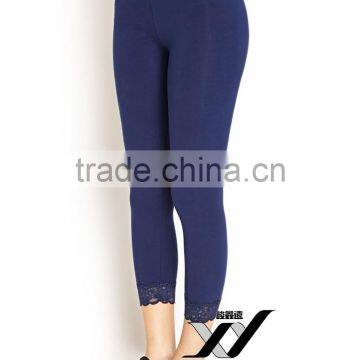 Wholesale Fitness Women Leggings With Lace Bottom and Ninth Length photo-2