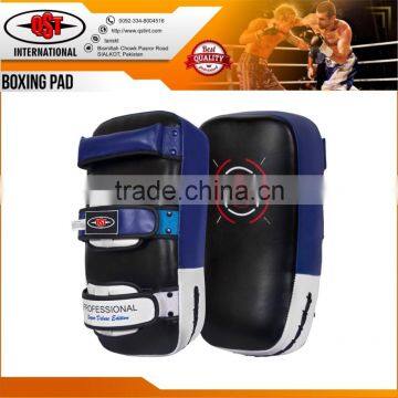 Kick Boxing Strike Curved Arm Thai Pad MMA Focus Muay Punch Shield Kicking