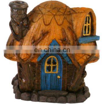 Hot sale custom made garden decoration items resin house figurine