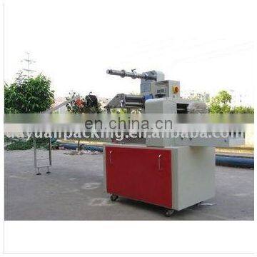Automatic hardware packaging machine