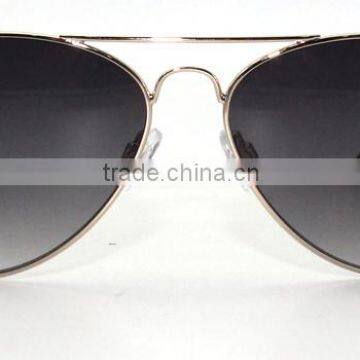 Custom Fashion Metal Sunglasses and Wholesale and Competitive Price photo-3