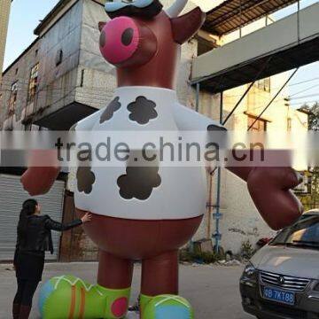 Custom Giant outdoor inflatable cow model, inflatable advertising cartoon model