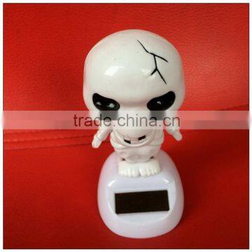 Skull solar blank powered bobble head/12cm solar shaking bobble head/manufacturer solar shaking head design