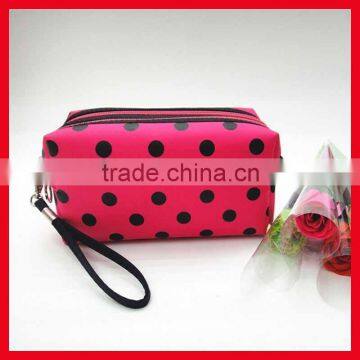 New Products Wholesale Hot Selling Fashion Nylon Cosmetic Bag photo-3