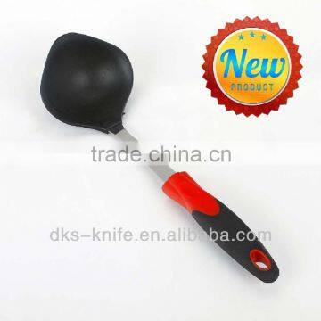 TSY002-SL Black Nylon Soup Ladle With Red PP And Black TPR Handle Nylon Kitchen Tools