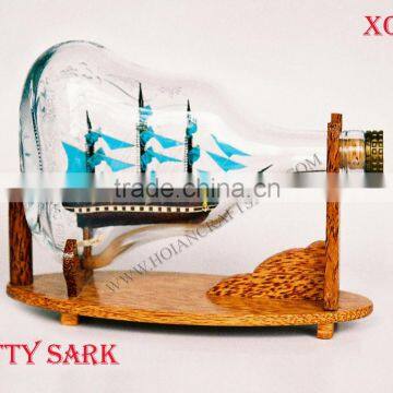 CUTTY SARK SHIP IN XO BOTTLE - HANDMADE SHIP MODEL, SPECIAL GIFT