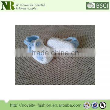 cardigan hand made warm soft woolen latest shoes designs for children