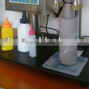 Semi Automatic Cap Screw Capping Machine photo-2