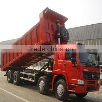 SINOTRUK HOWO 4WD tipper truck for sale