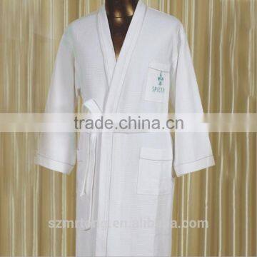 Hotel supplies Wholesale 100% Cotton High-quality Waffle bathrobe Embroidered Luxury Hotel Bathrobe