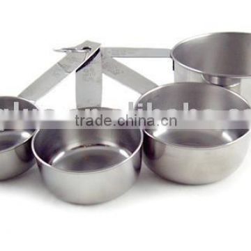 Set of 4 stainless steel Measuring cups