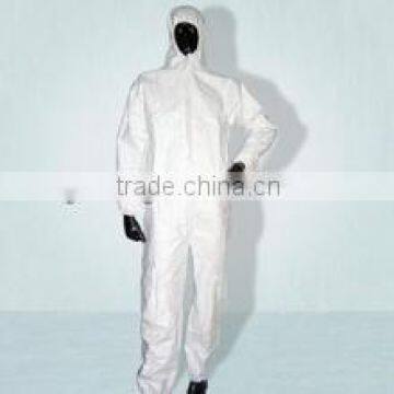 nonwoven oil resistant protective clothing/suit