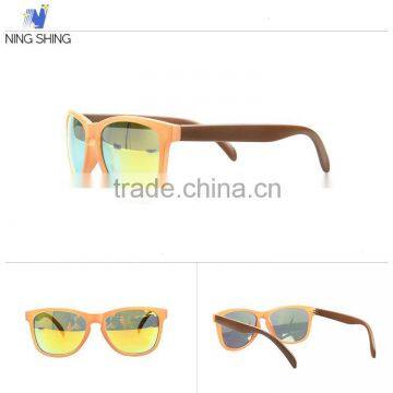 Specially-Designed Cheap Wooden Sunglasses photo-3
