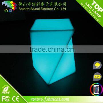 lluminated portable LED twist cube chair /banquet chair