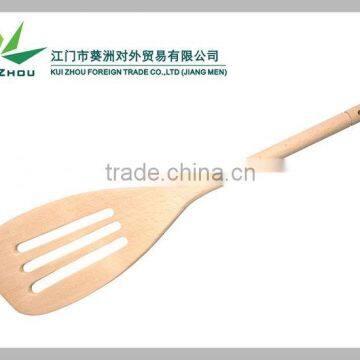 Wooden slotted spatula