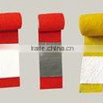 Self-adhesive elastic bandage