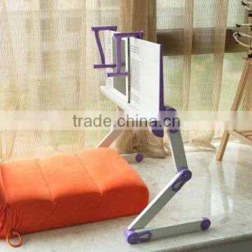 Easy to adjust portable folding computer desk table