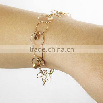 European style circle connected custom new gold bracelet designs for girls