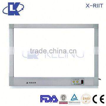 X-RIIT Mammography Film Viewer