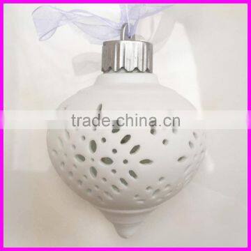 Factory Direct Porcelain Christmas Party Decoration With LED Light photo-3