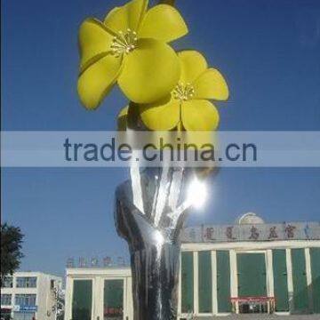 Large outdoor stainless steel flower decoration in yellow color for sale