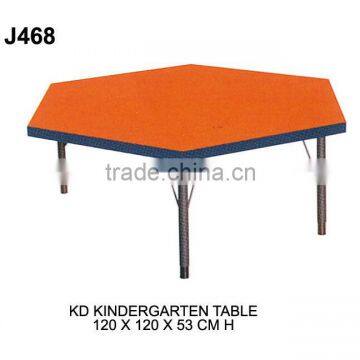 FOLDING LEG TABLE 60 x 60cm / FUNITURE