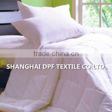 Hotel Luxury Microfiber Quilt