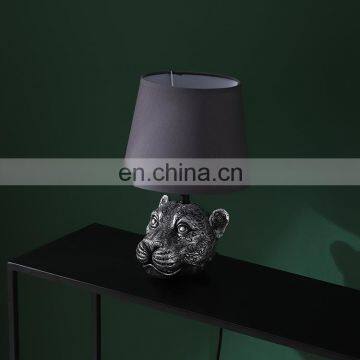Cheetah Head Animal Statue Funny Small Decoration Customised Office Retro Desk Lamps for Hotel Bedroom photo-4