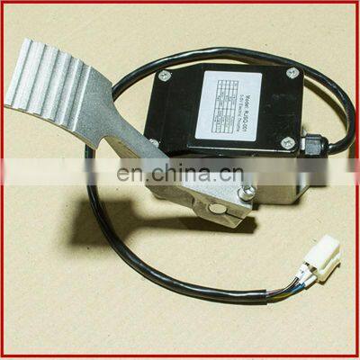Wide Working Voltage High-Effect Accelerator With High Efficiency