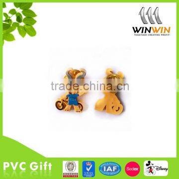 New Style Cheapest Soft Pvc Rubberise Lapel Pin Badge photo-2