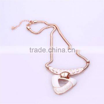Hot Sale Tiny Austrian Crystal Parti-colour Curve Big Hollow Triangle Pendant Collar Statement Necklaces for Women Girls Jewelry photo-5