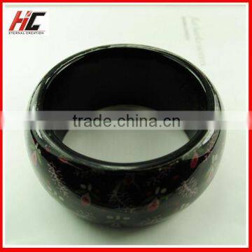 New Arrivals Fashionable Polyester Resin Bangle