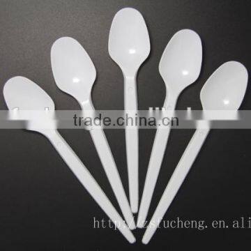 Wholesale ordinary white plastic spoon