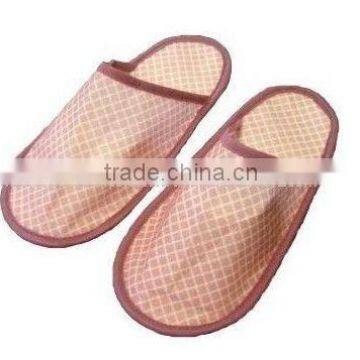 Deluxe Printed Disposable Foam Hotel Slippers