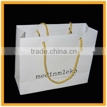 Guangzhou Low Cost Wedding Gift Paper Bag Manufacturer, Paper Bag With Logo Print Quality Choice photo-5