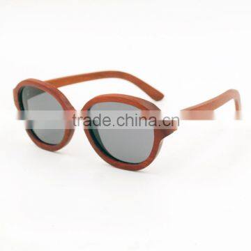 Top Quality Red sandal Wood Sunglasses company