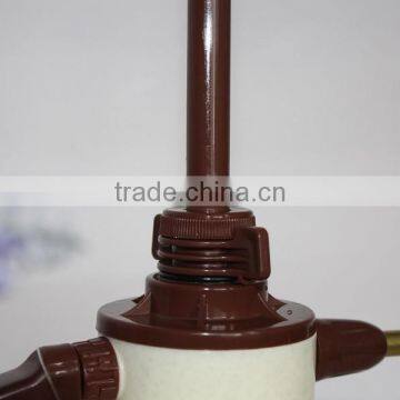 ILOT 1.5L Portable Plastic Garden Water Sprayer photo-3